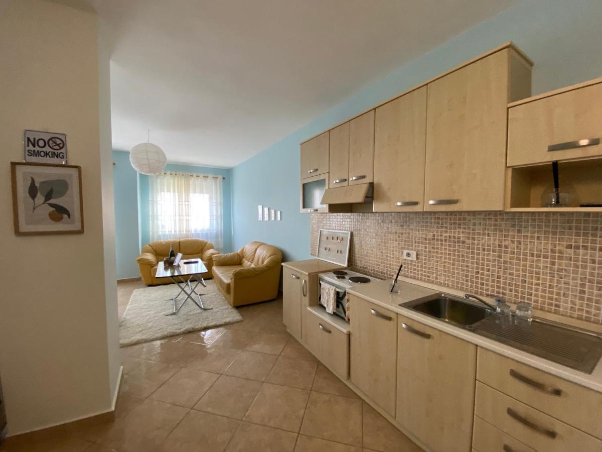 Seashell Apartment Durrës Buitenkant foto