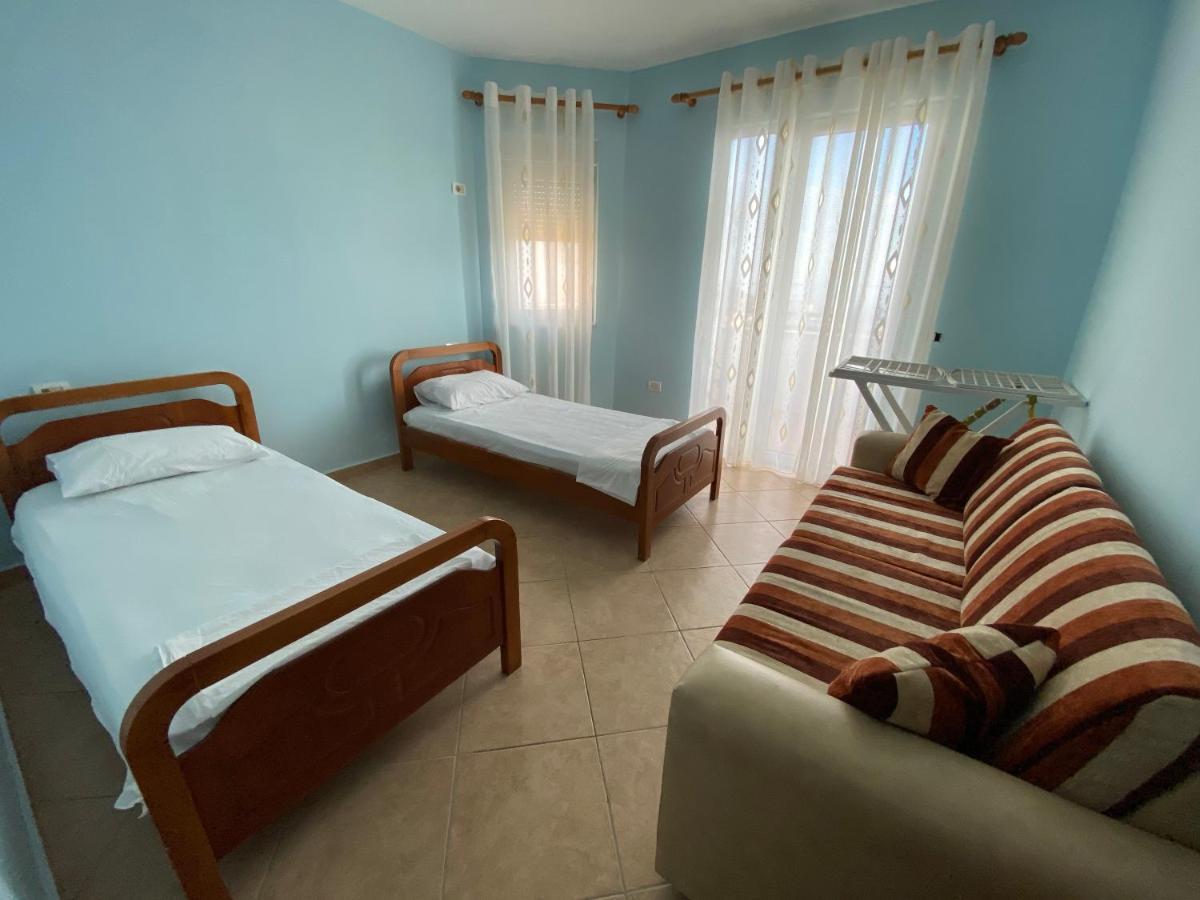 Seashell Apartment Durrës Buitenkant foto
